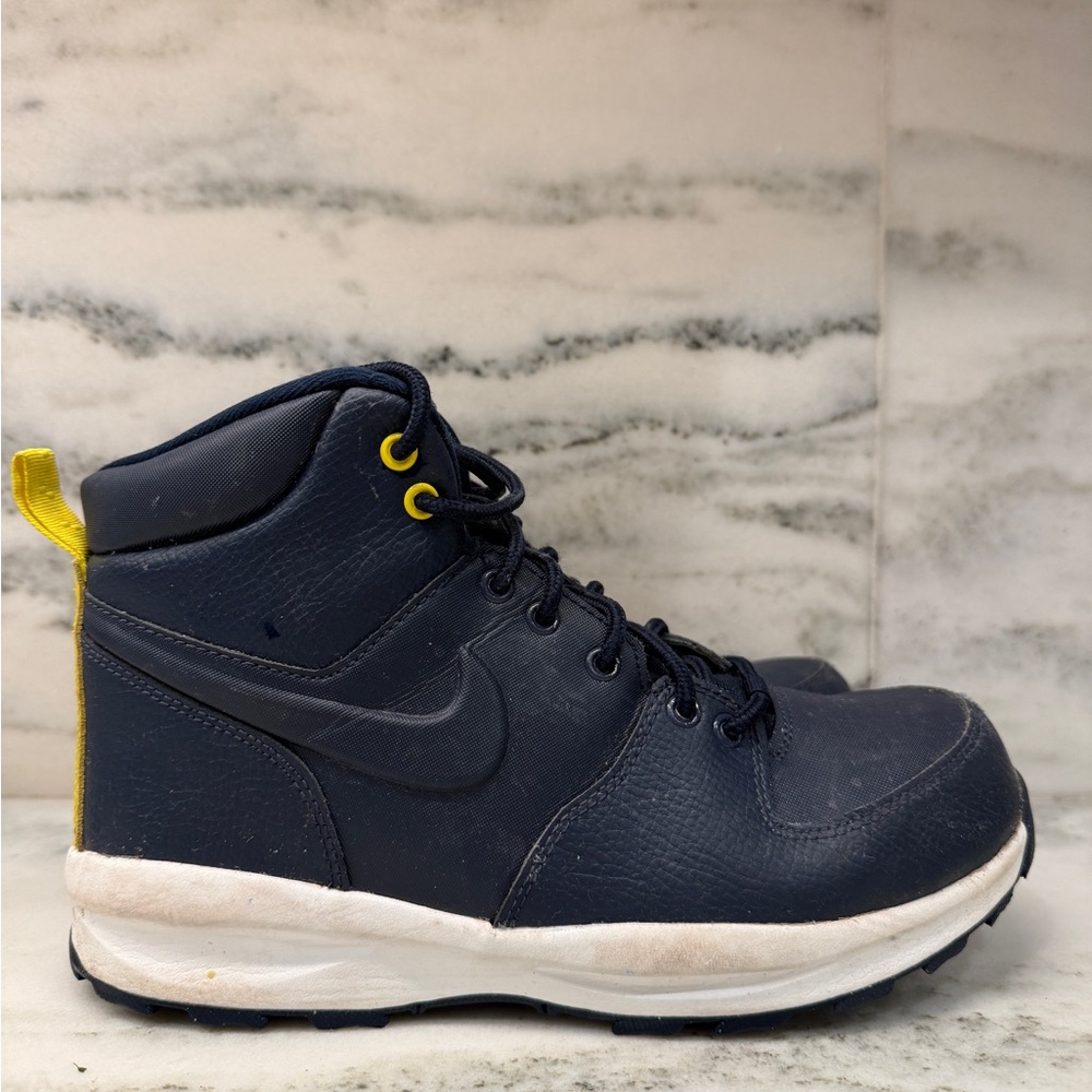 Nike KIDS Manoa Boots / Sneakers  Dark Blue and Yellow High-Top Sneakers